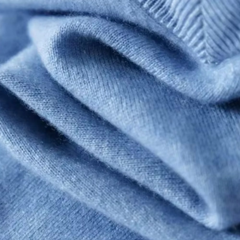 Floris | Elegancki sweter z dekoltem w kształcie litery V