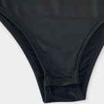 Letnie body w kształcie V