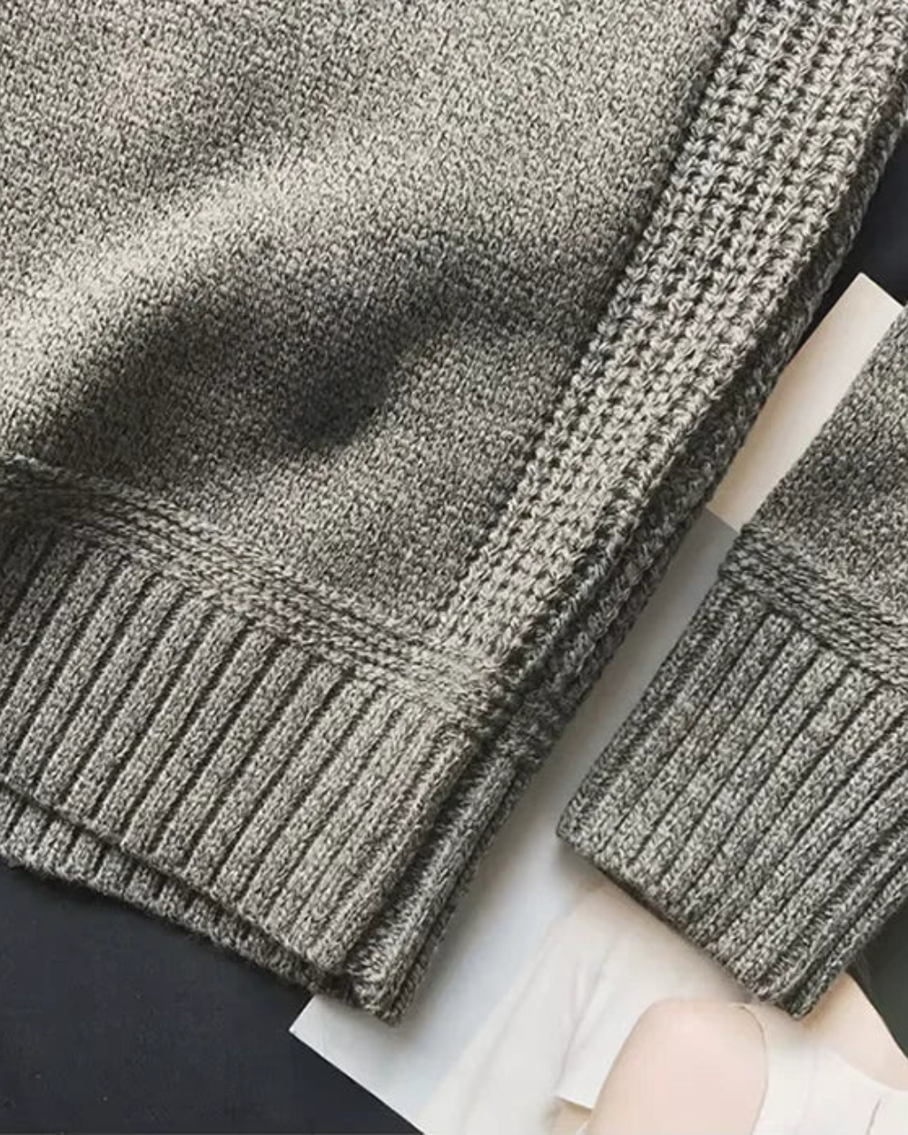 Męski sweter w stylu casual