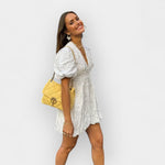 Lekka Biała Sukienka